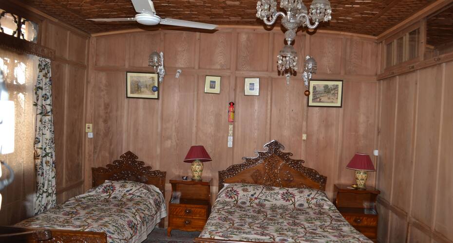 King Rose Houseboat, Srinagar 3